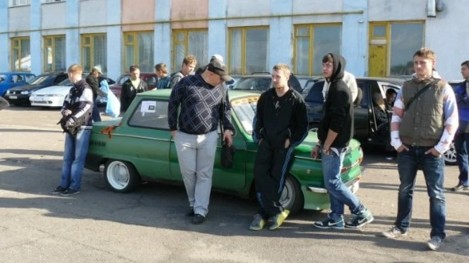 ЗАЗ 968 Bart Simpson V6 2.5 4