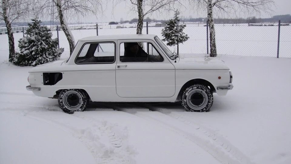 ЗАЗ 968 Білий металік 3