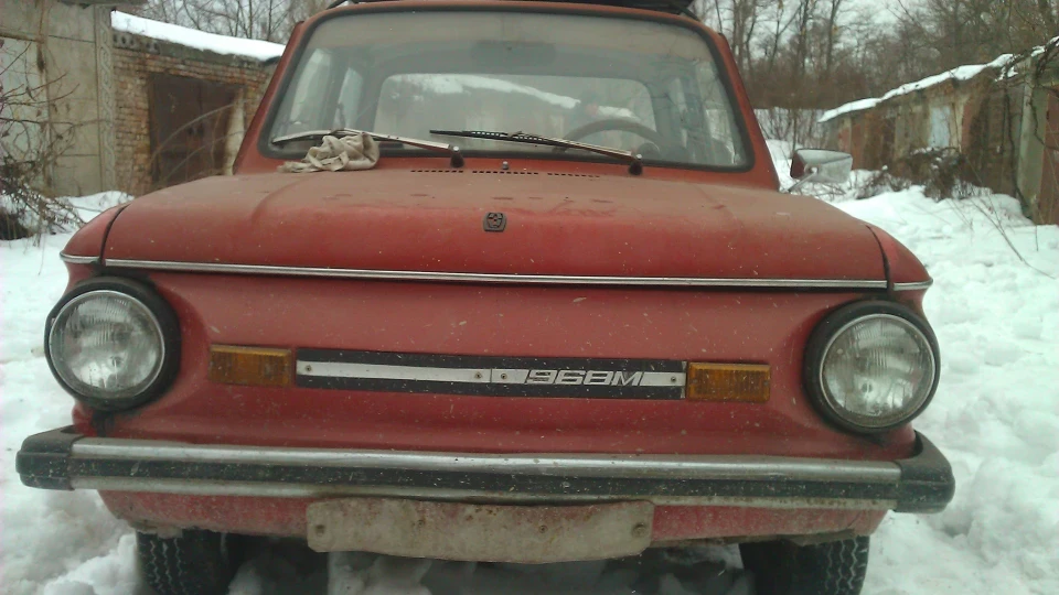 ЗАЗ 968 Червоний телепузик)