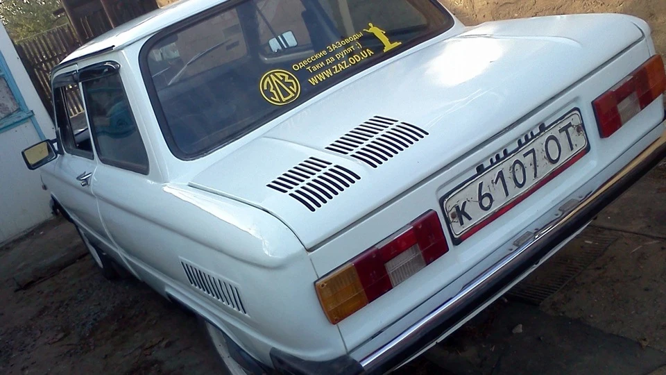 ЗАЗ 968 M V4 Білий жужик 3