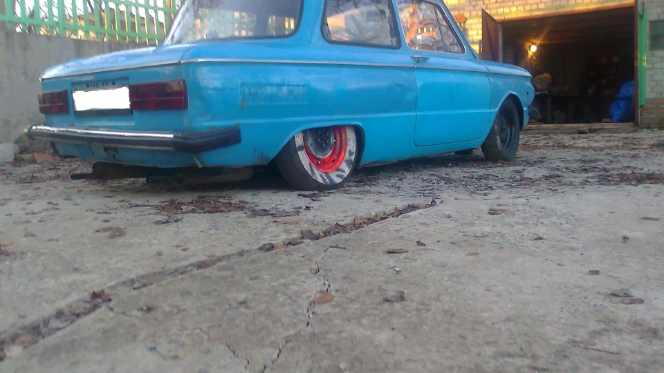 ЗАЗ 968 Небесного кольору 3