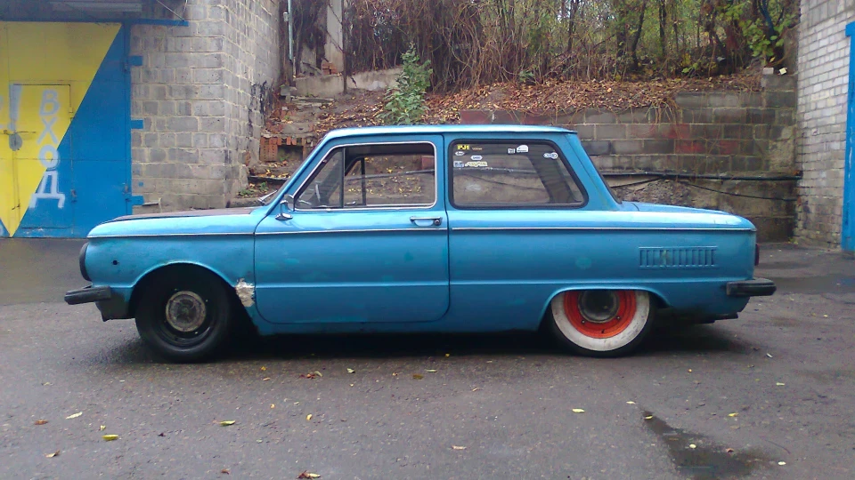 ЗАЗ 968 Небесного кольору 4