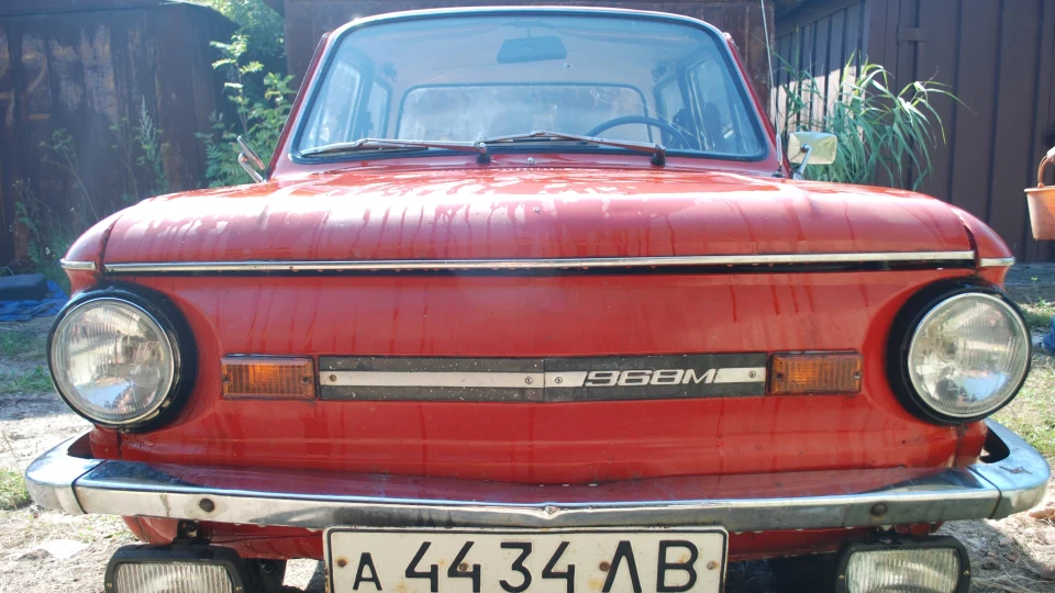 ЗАЗ 968 rosso
