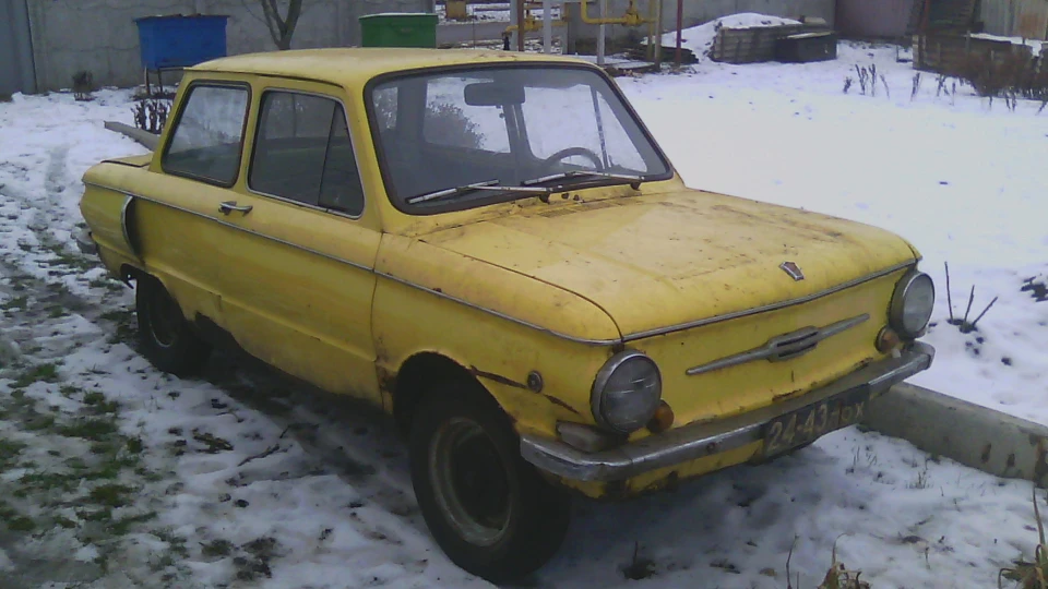 ЗАЗ 968 жовтий низький 3