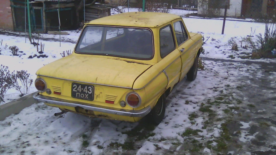 ЗАЗ 968 жовтий низький 4