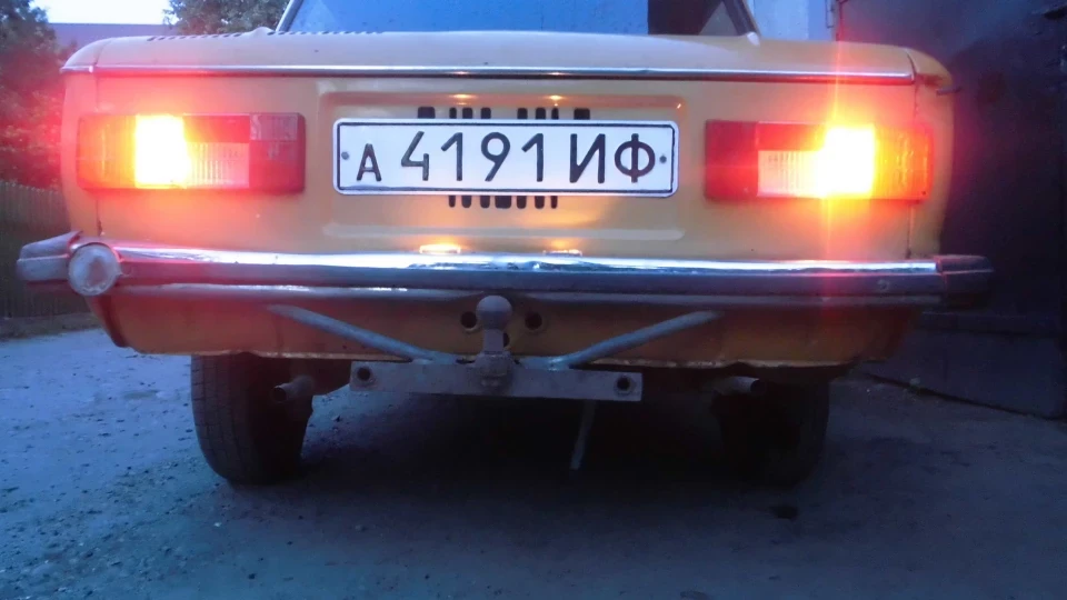 ЗАЗ 968 Yellow Submarine 4