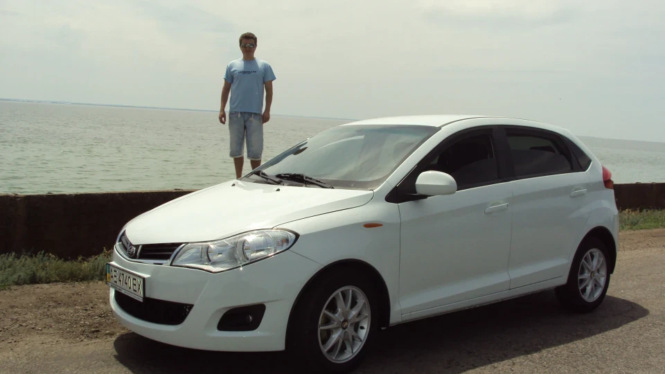 ЗАЗ Forza Білий