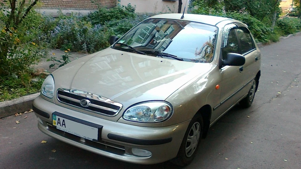 ЗАЗ Lanos срібляста мідь