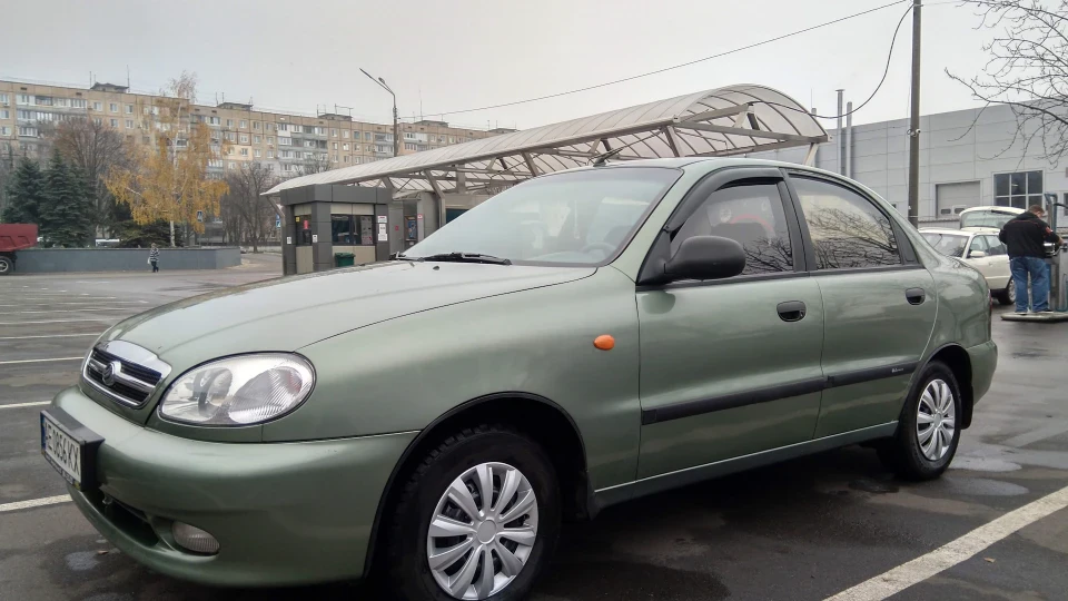 ЗАЗ Sens Green Grey