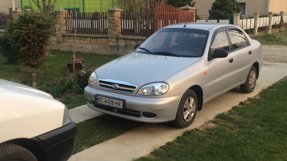 ЗАЗ Sens SX 5