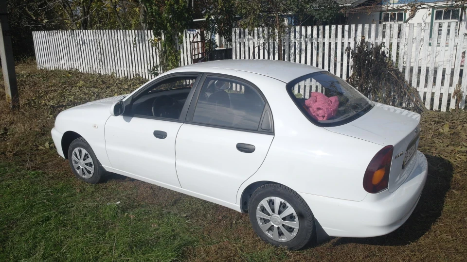 ЗАЗ Sens SX 4