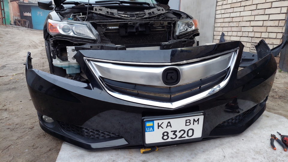 Продовження з решіткою радіатора 2