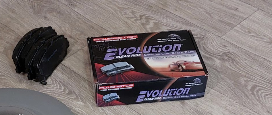 ТО: масло в двигуні, коробці, гальма 3
