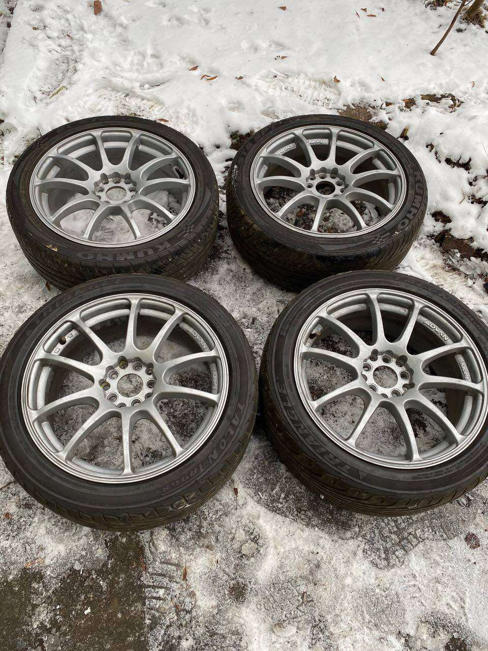 Репліка Advan Racing 1