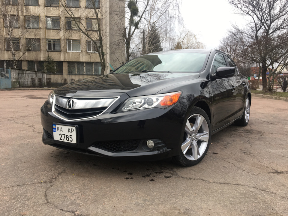 Продаж Acura ILX 1