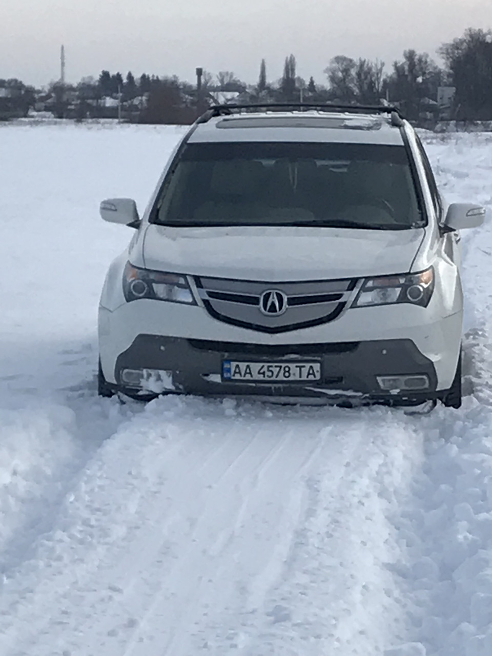 Зима, сніг мороз. МДХ, Секвою іііії звичайно ж трактор 2