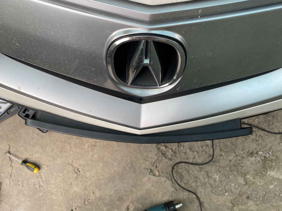 OEM рамка под номер на MDX 1