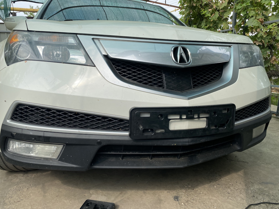 OEM рамка под номер на MDX 2