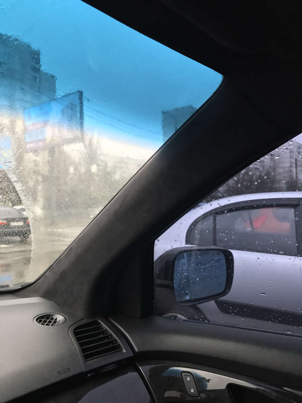 Стеля в алькантару 3
