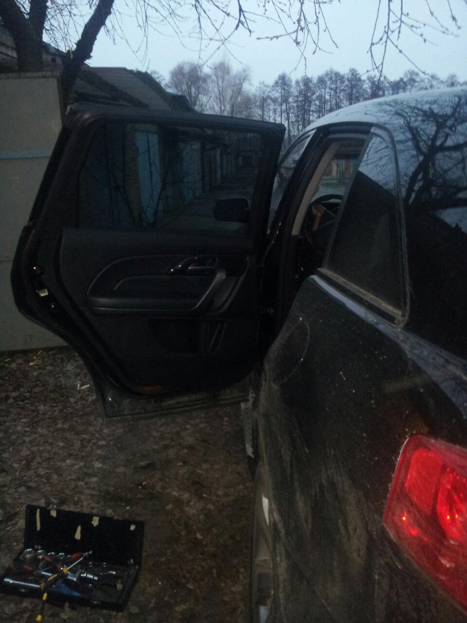 Дверні обмежувачі 1