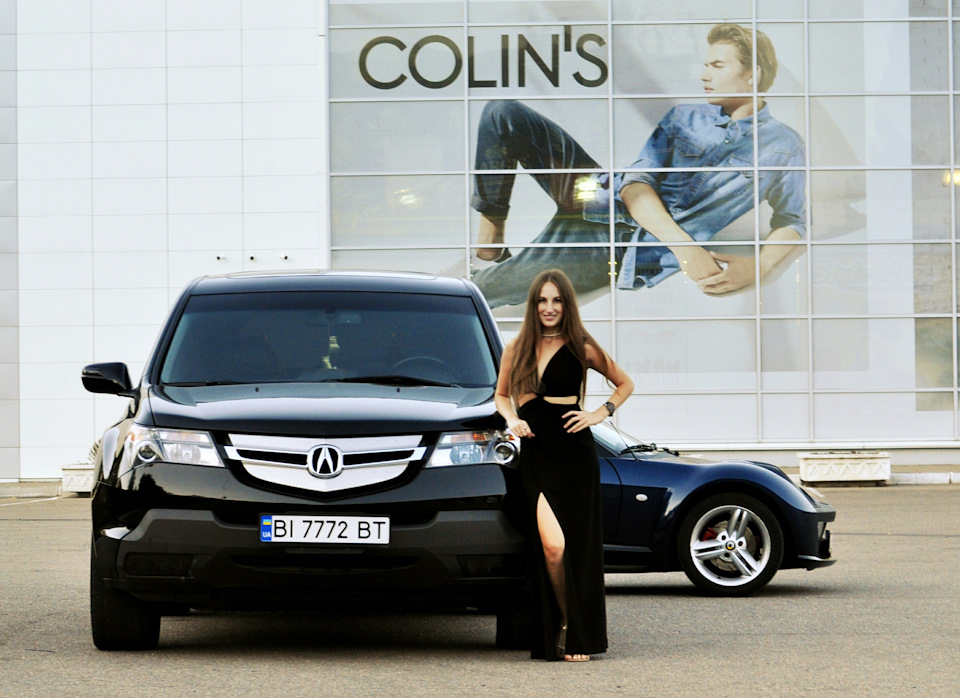 Дружина Acura та Smart 2
