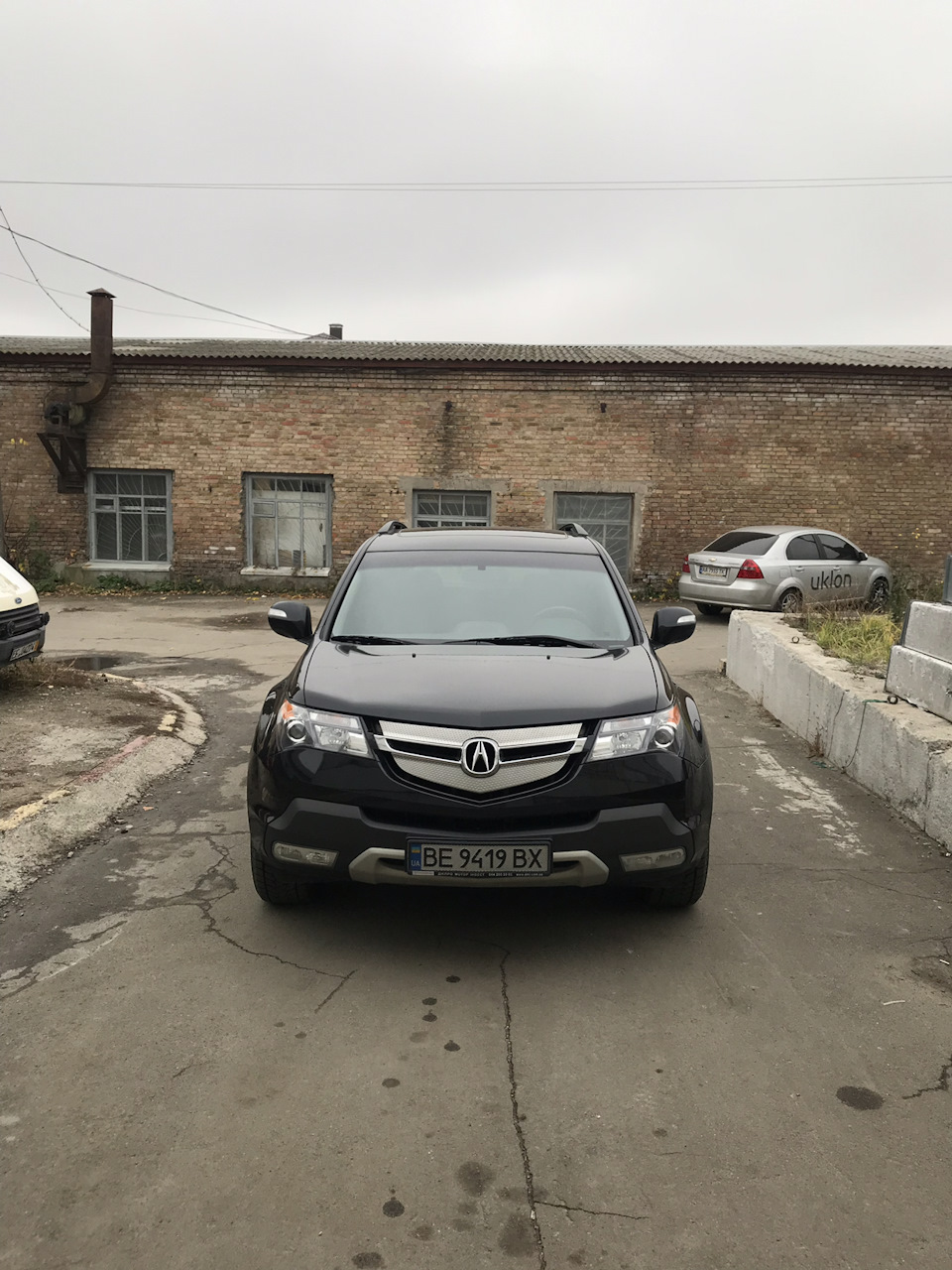 Задні гальмівні колодки та подушка двигуна 1