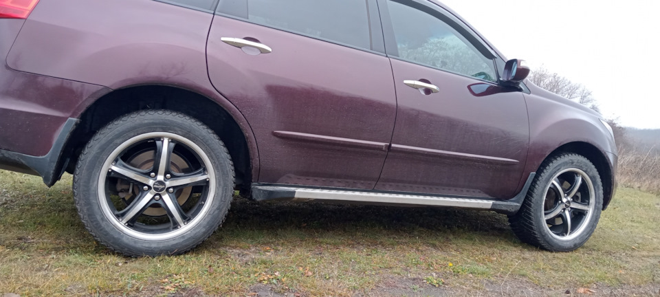 Перевзути зимові черевики Goodyear UltraGrip Ice Arctic SUV 255/50 R19 3