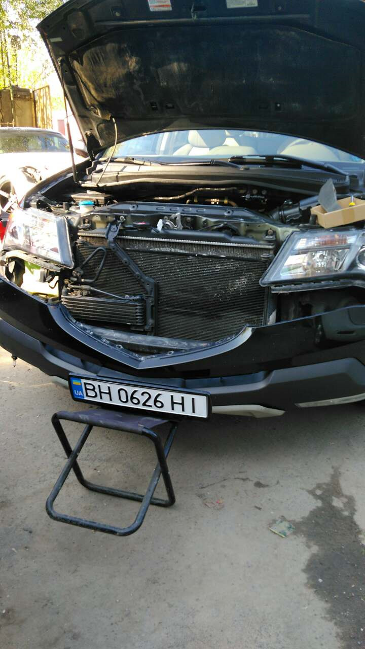 Акваріум у лівій ПТФ 3