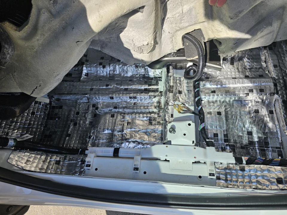 Частина 4. Безшумка передньої частини салону