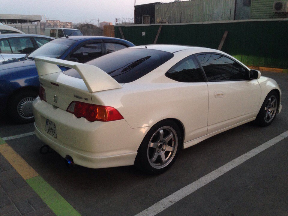 Пластиковий капот, спойлер Type-R та губи 1