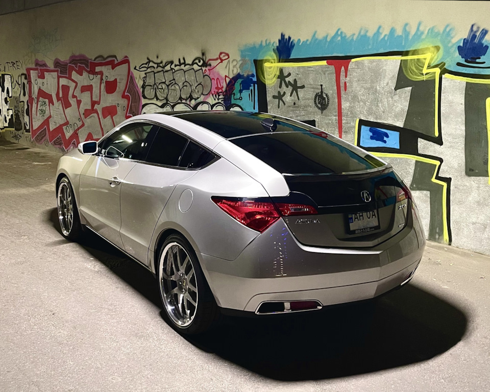 Осінні фото Acura ZDX 2