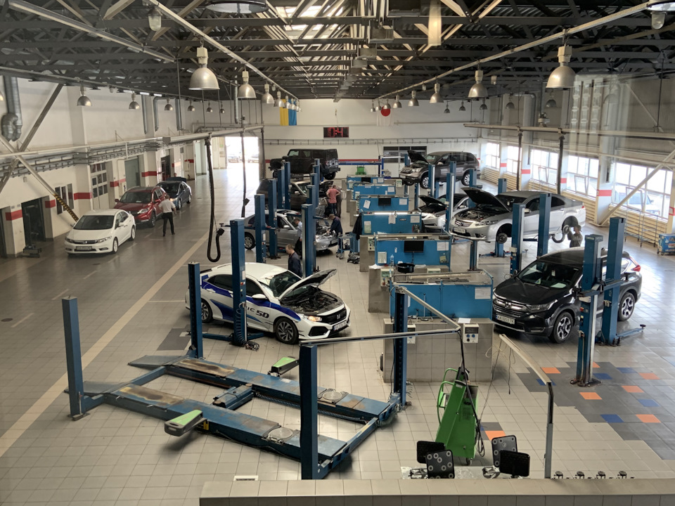 Регулювання клапанів + чищення дроселя на Acura 1