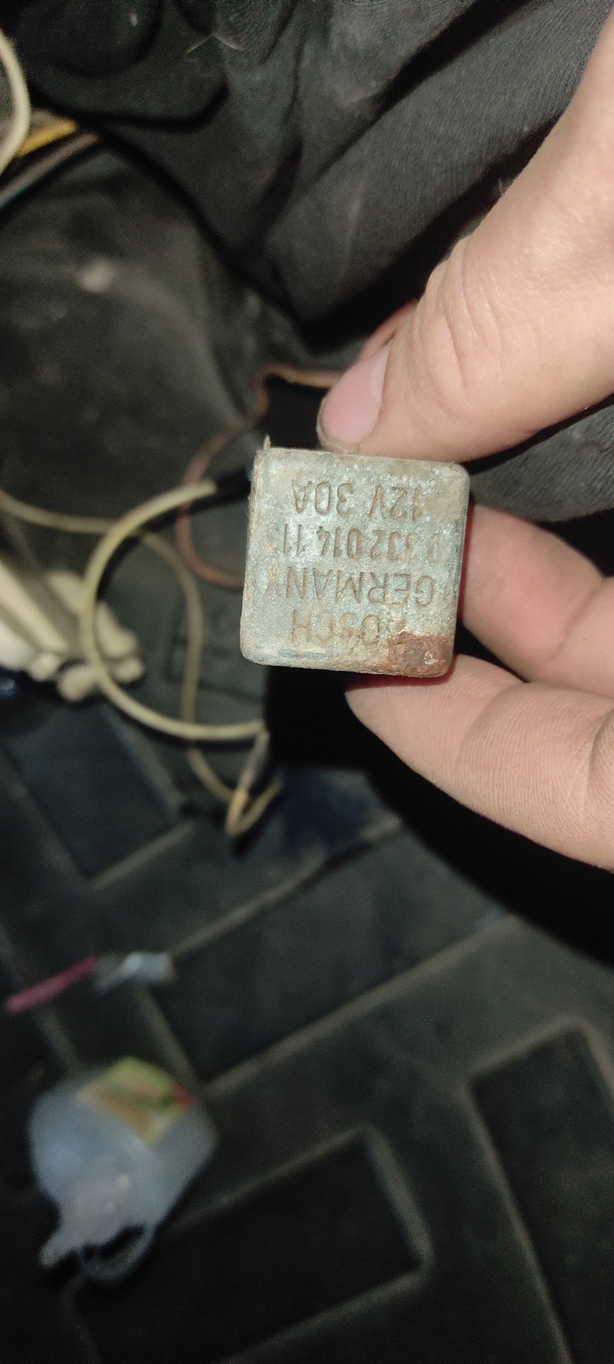Хто знає що за реле? 1