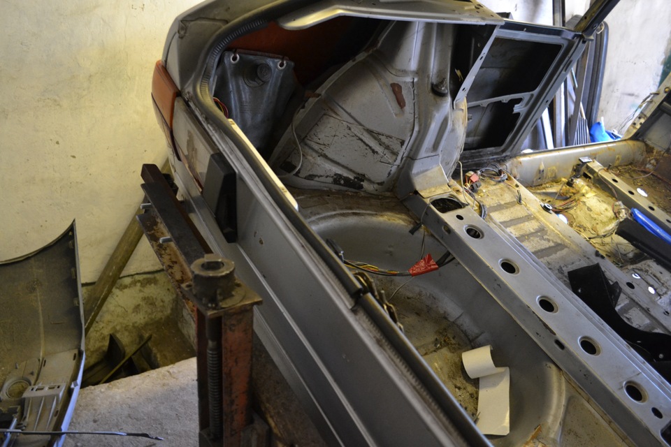 Розбираємо салон 5