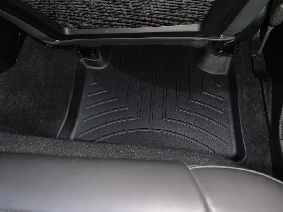 Оригінальні зимові килимки або WeatherTech 3