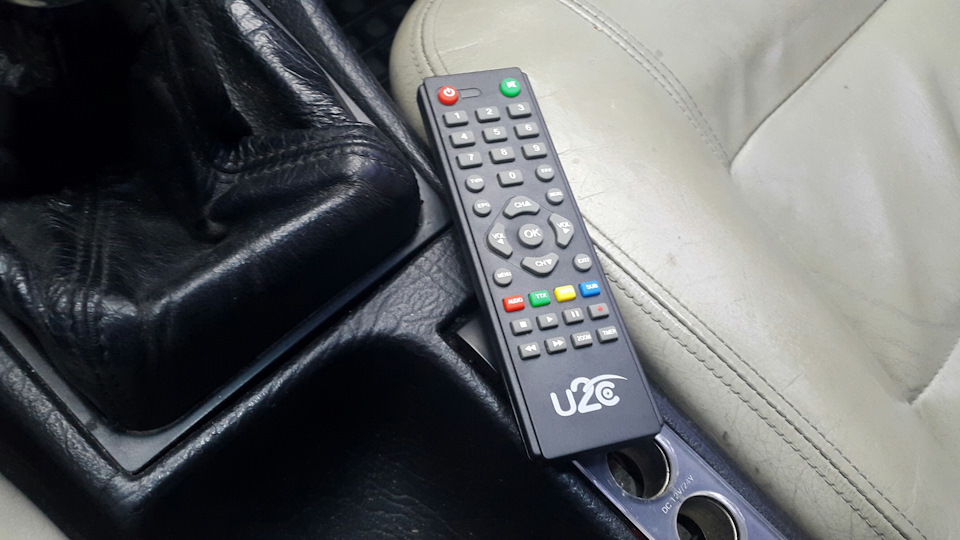 Цифровий тюнер dvb-t2 в машину 2