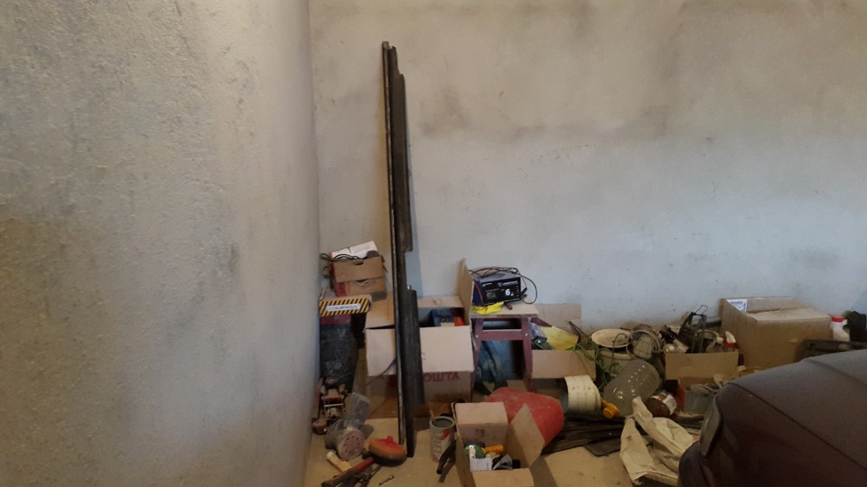 Заміна пластикових накладок на пороги 4