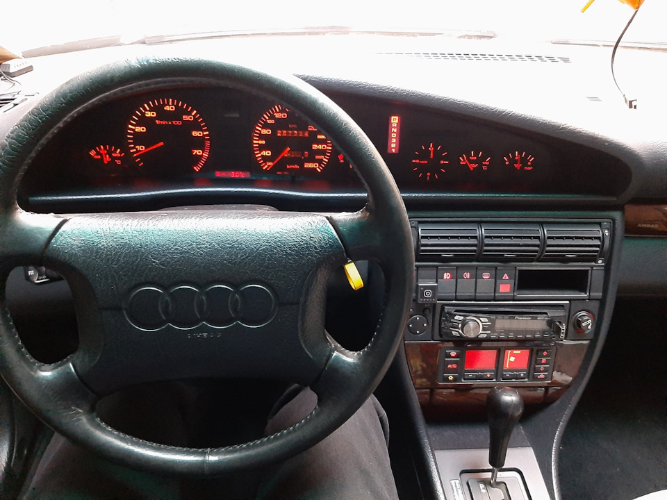 3 спицеве ​​кермо від Audi s6c4(a6c4) на Audi100c4 1