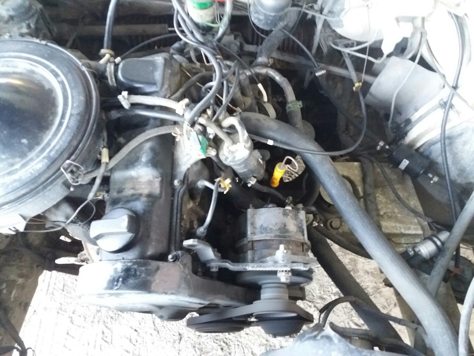 ЕБН низького тиску Pierburg 7.21440.53.0 для Audi 100 C3 4