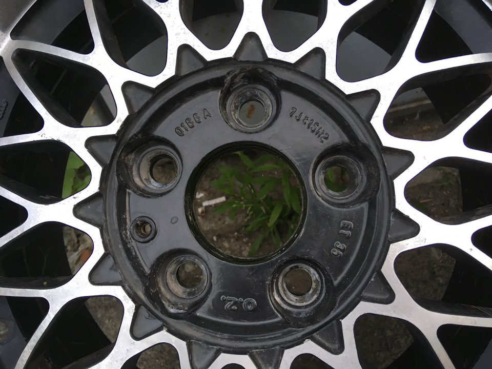 OZ R15 5x112 7J ET35 4