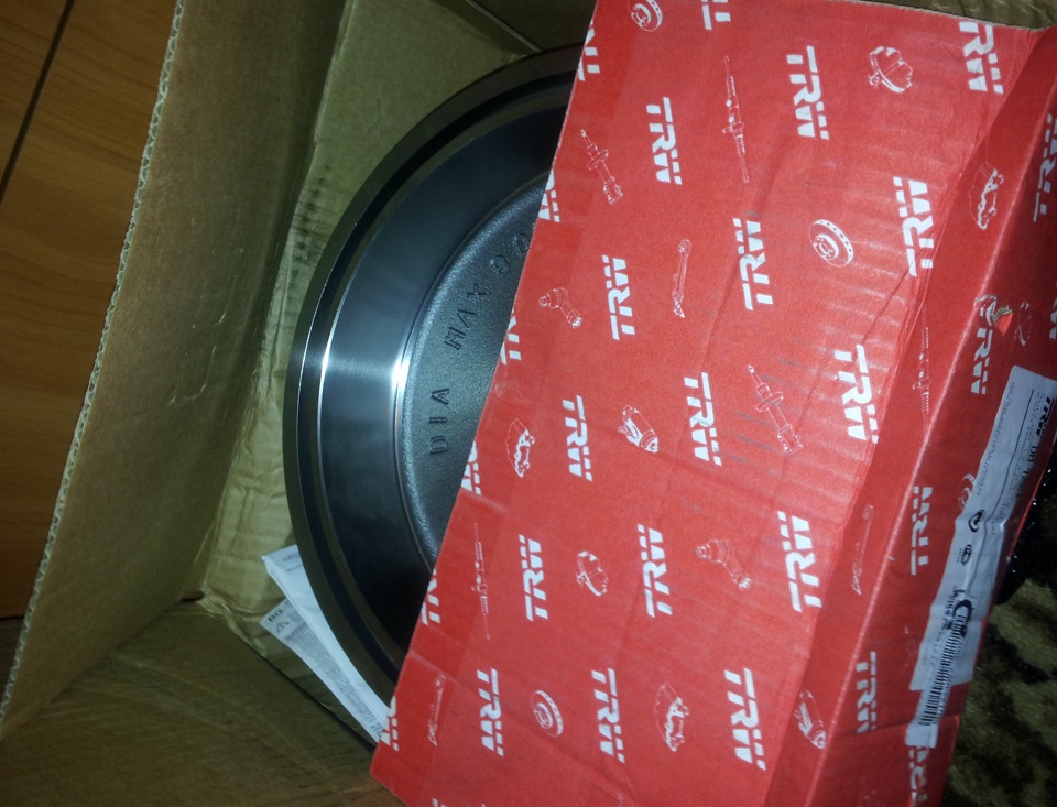 Повна заміна задніх гальм (частина 1) 2