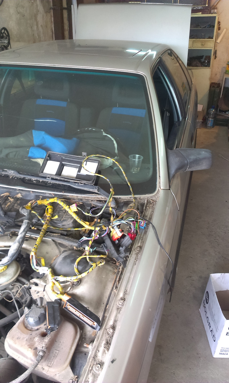 Комплектація моєї Audi 100. 4