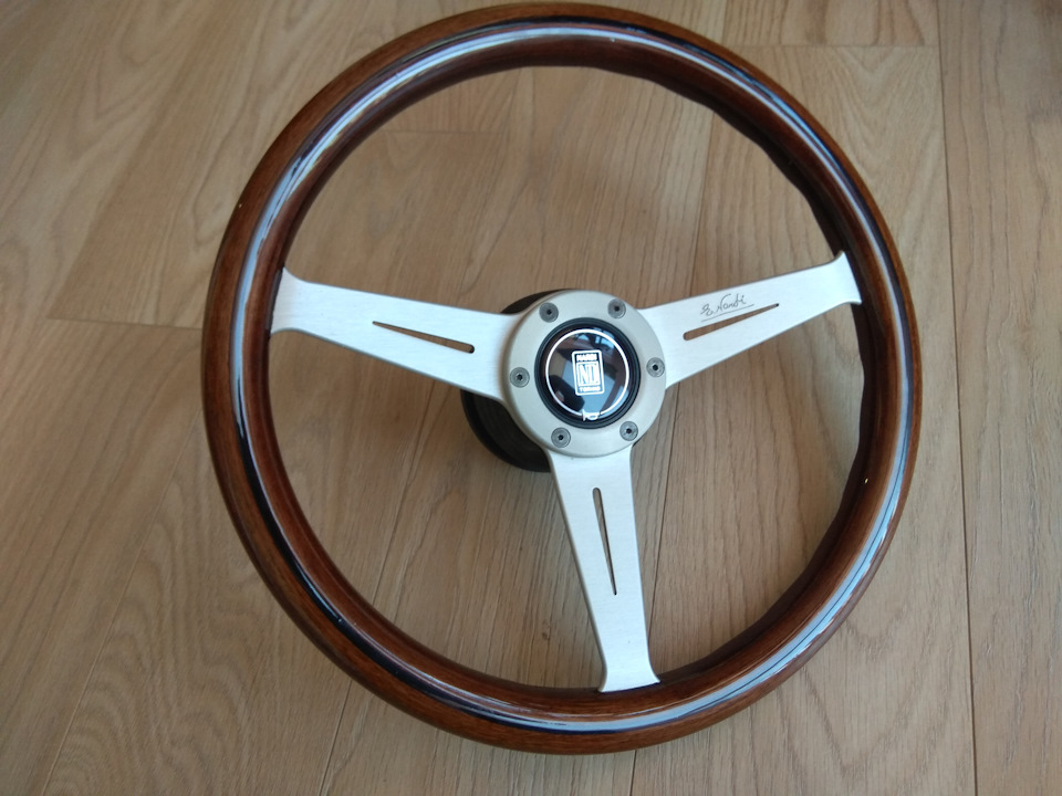 Продам руль Nardi torino classic 2