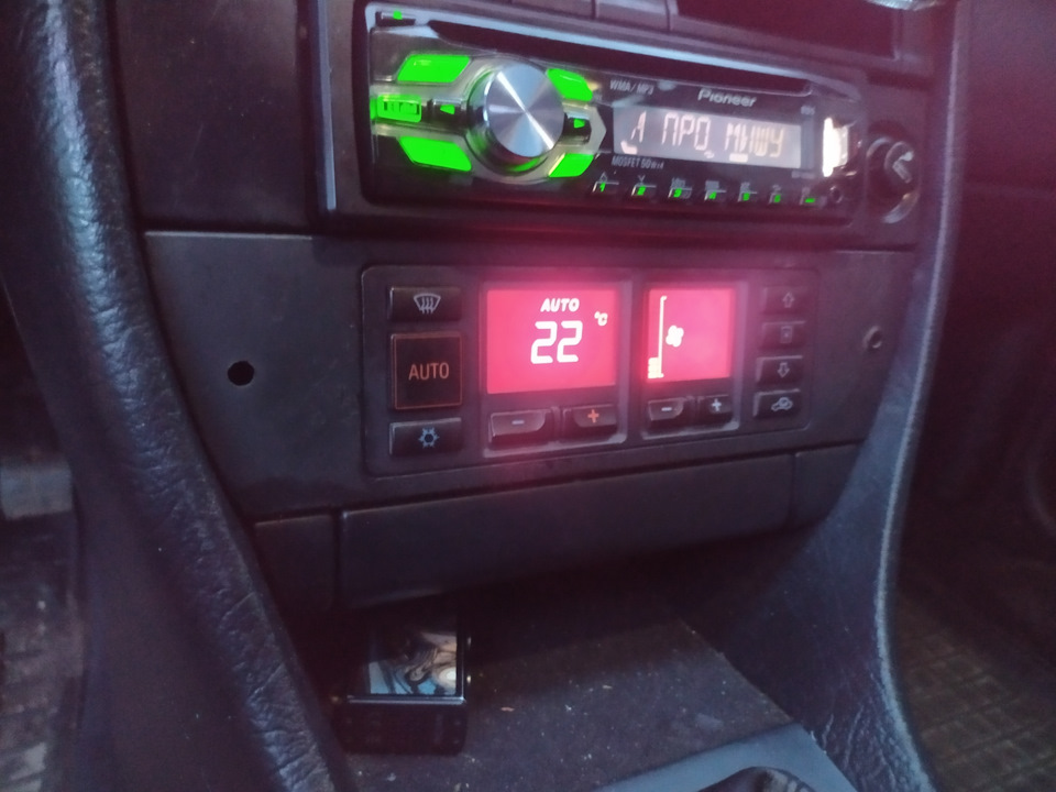 Заміна підсвічування на Pioneer MVH-1420ub 1