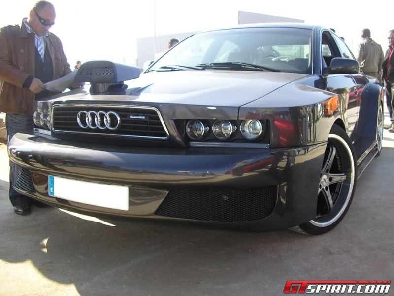 Сміливий колгосп тюнінг автомобіля Audi A6 2