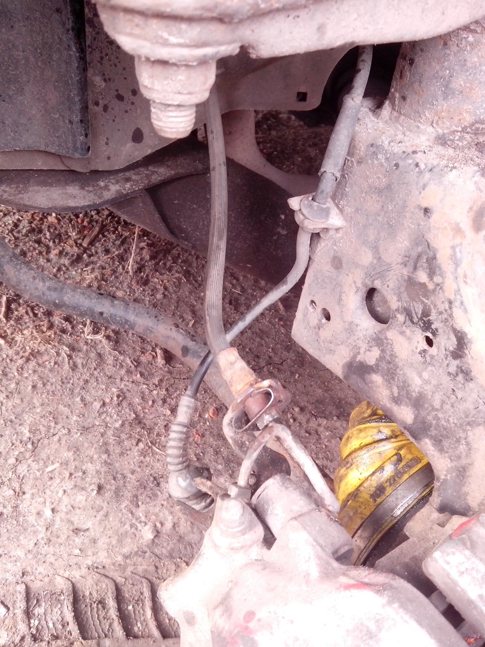 Пильник шрусу, гальмівні шланги 4