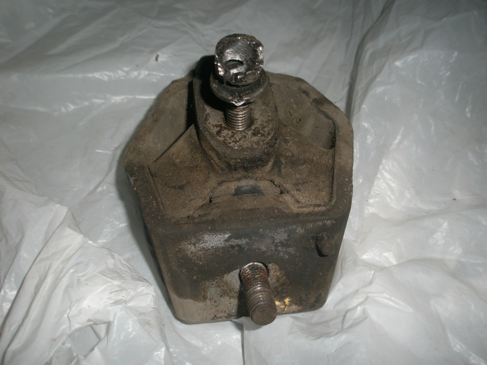Заміна подушки коробки 1