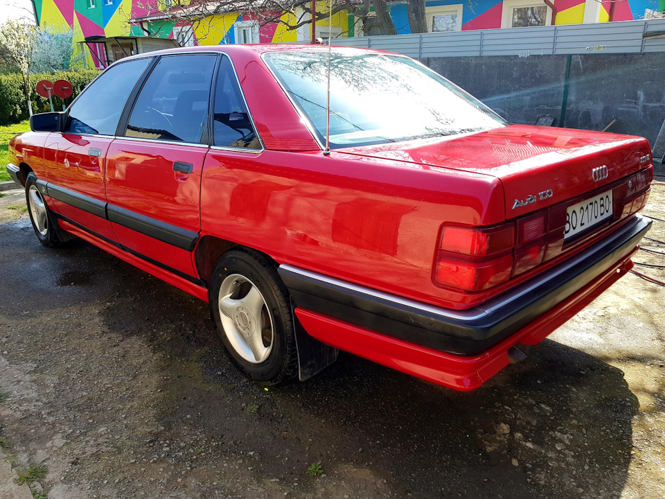 Hella Red 3