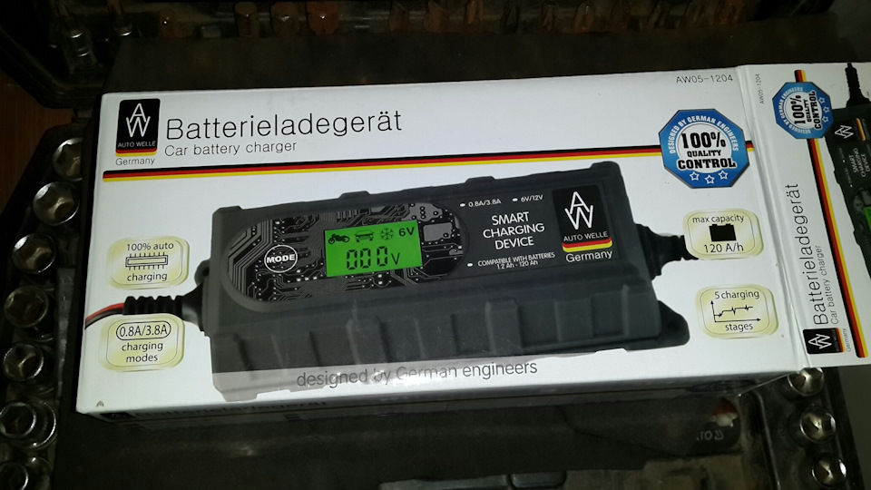 Зарядний пристрій AGM Auto Welle AW05-1204 1