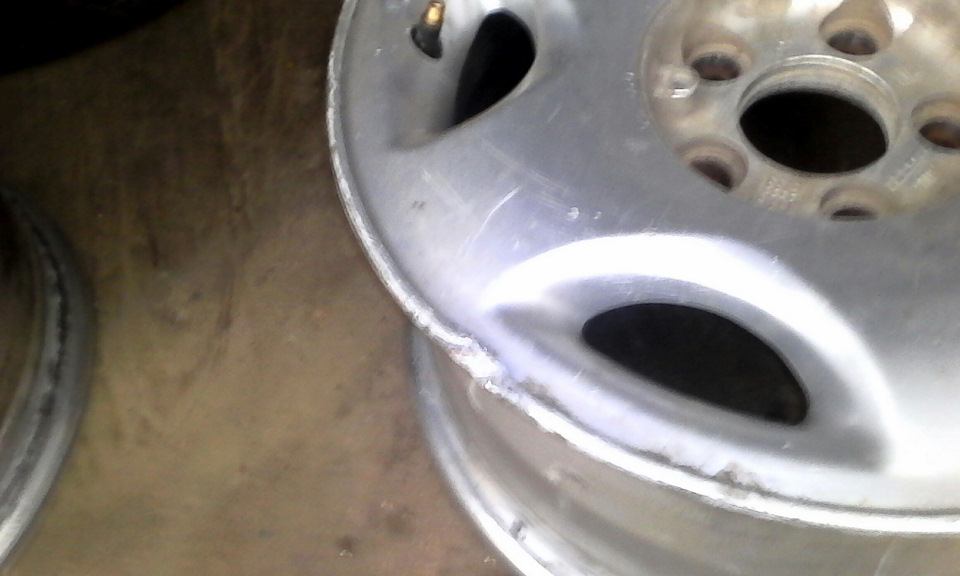 Кому диски Opel 15r 7j 2
